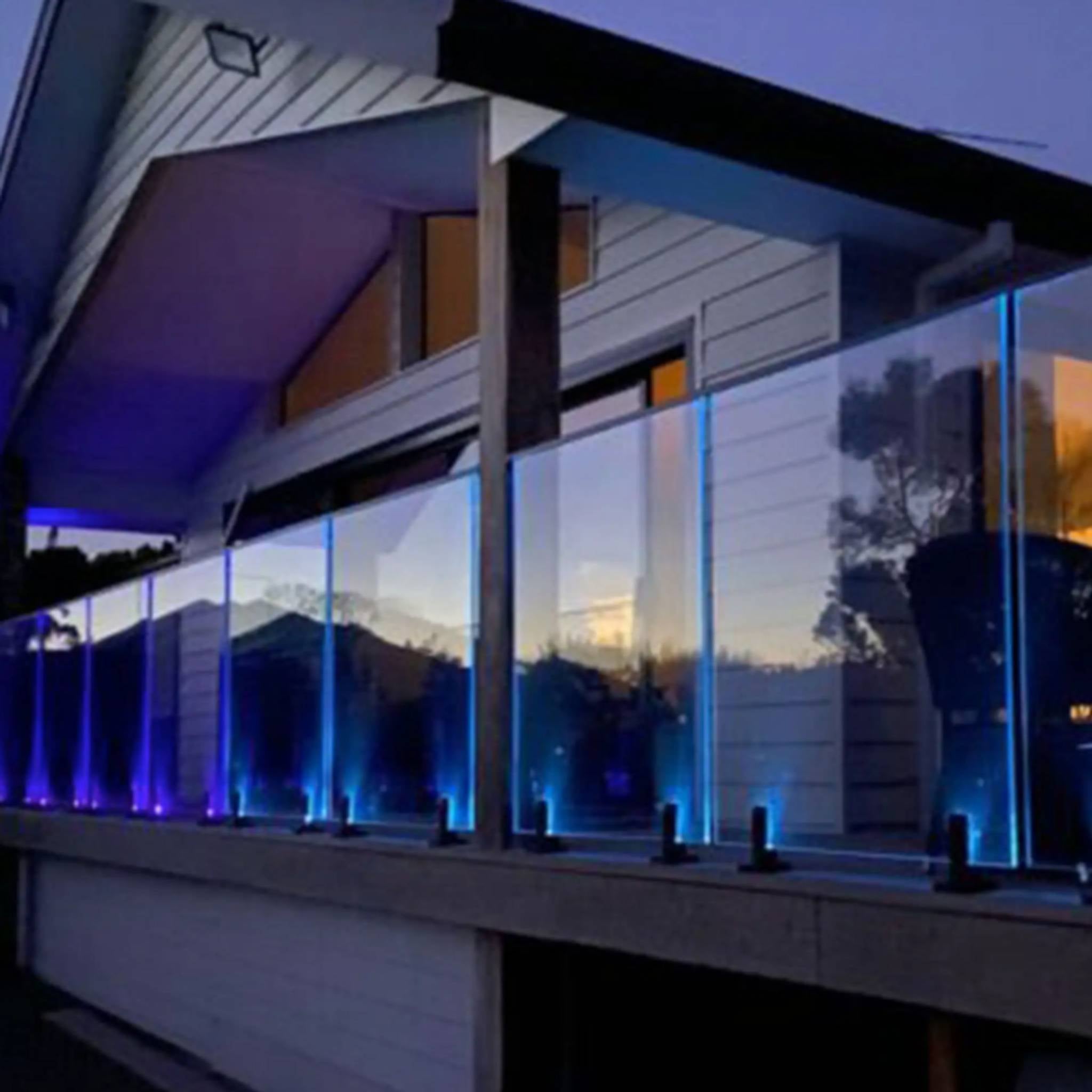SPARTAN Frameless Glass Railing