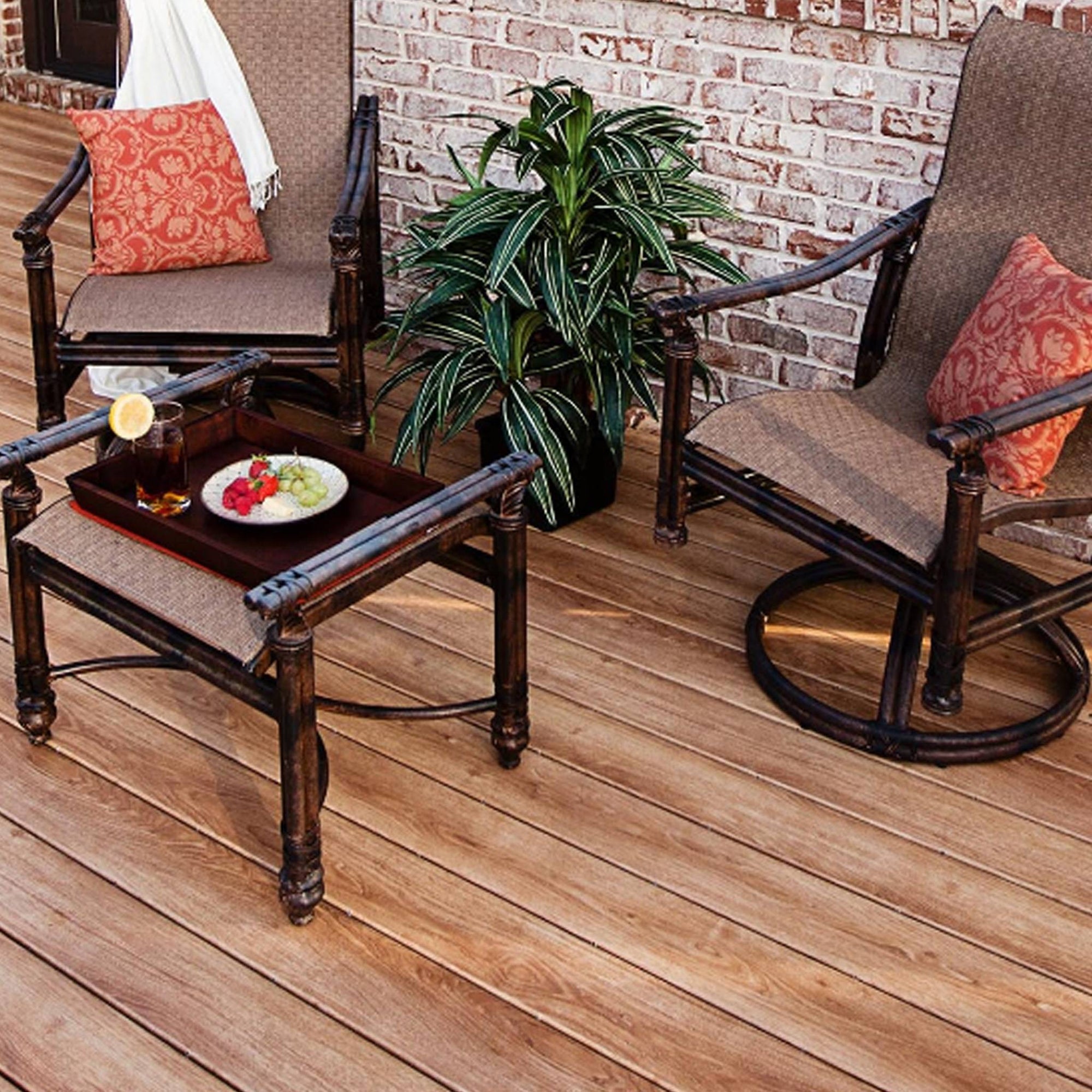 ZURI Premium Decking - Chestnut