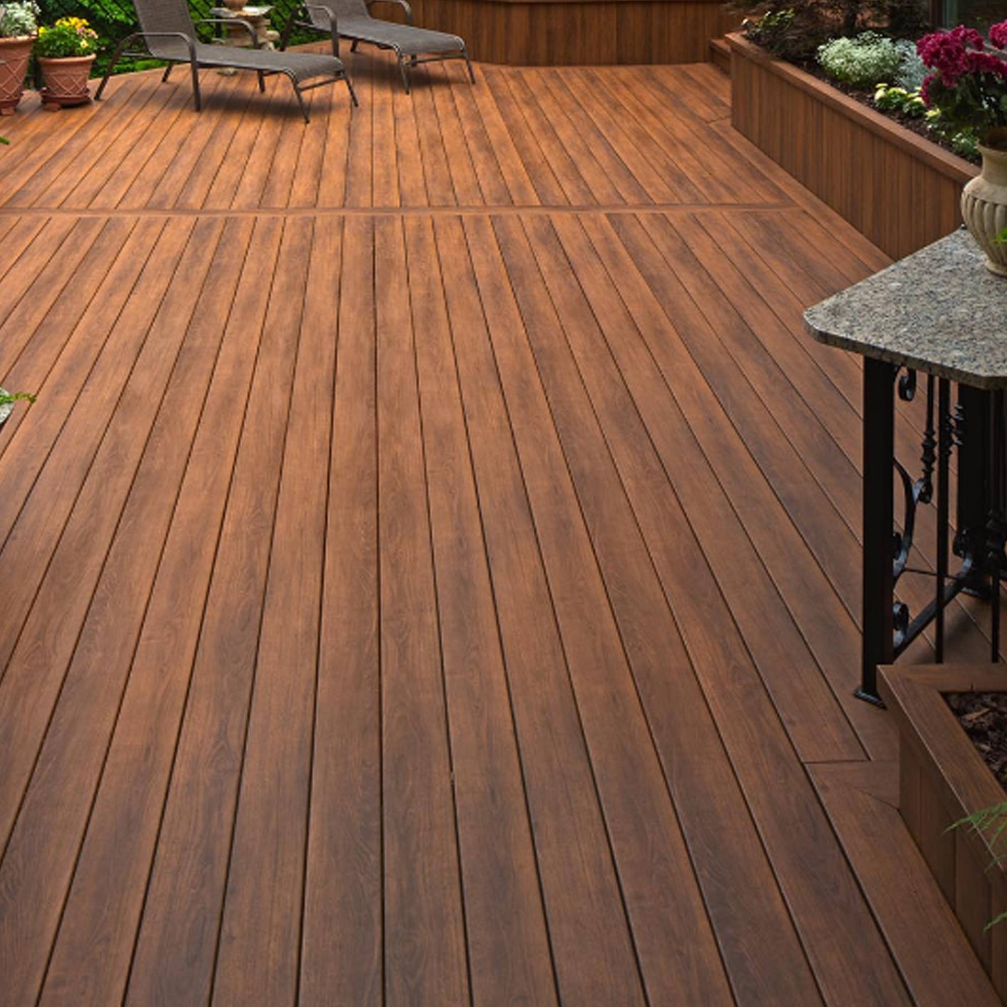 Zuri Premium Decking - Pecan