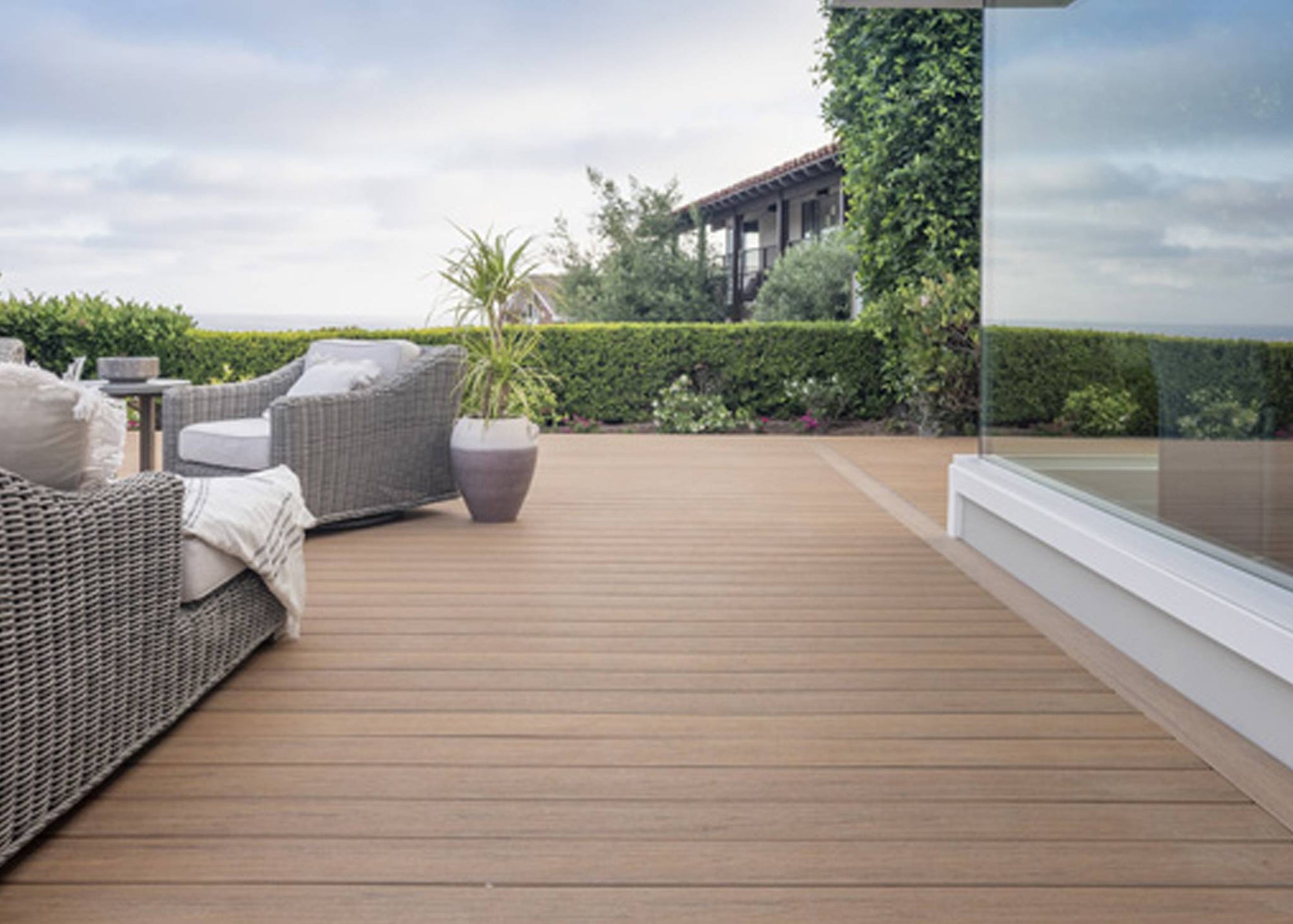 TimberTech Reserve Collection Antique Leather