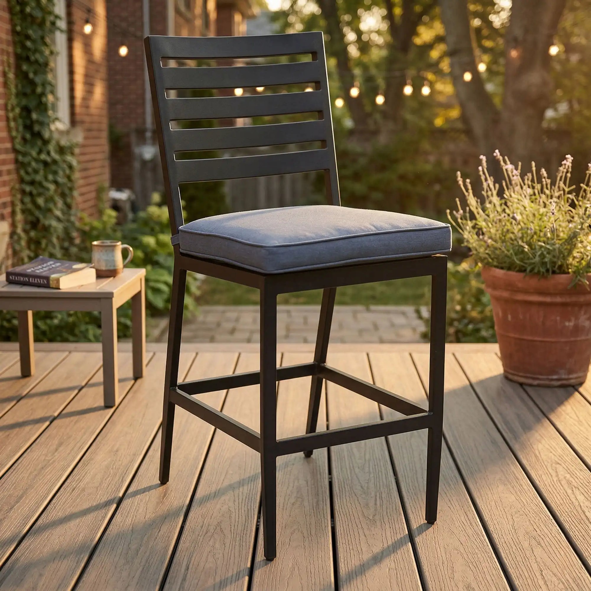 PLANK & HIDE Adeline Armless Barstool