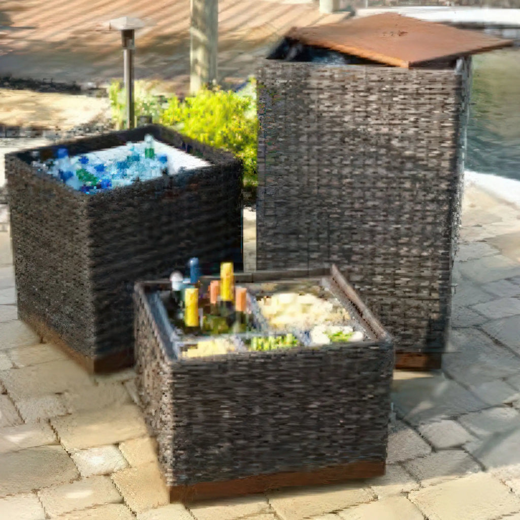 PLANK & HIDE - ST KITTS -  Medium - Chip & Dip / Ice Chest